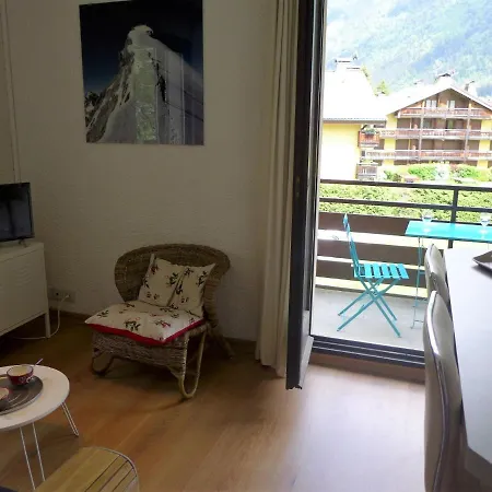 Apartment Le Cristal Des Glaces By Interhome